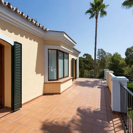 Villa Unique On A Golf Court Near Puerto Banus And *