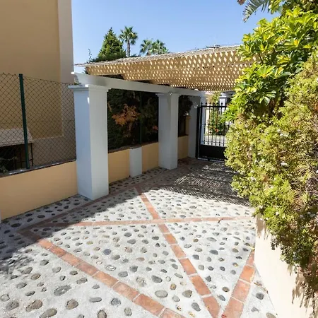 Unique On A Golf Court Near Puerto Banus And Villa Marbella